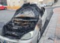 incendio-coche-quemado-pabellon-libertad-6
