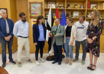 recepcion-vivas-elena-perez-campeona-tiro-1