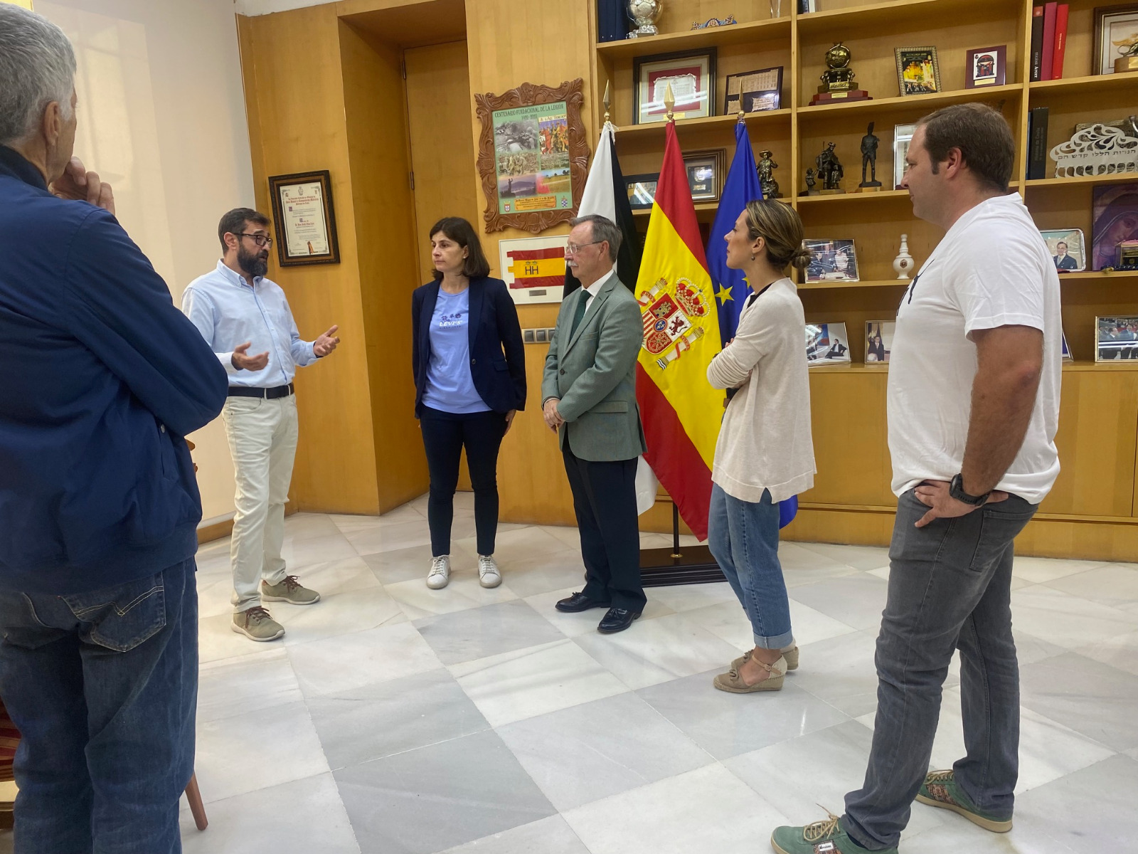 recepcion-vivas-elena-perez-campeona-tiro-2