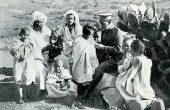vacunacion-medicos-militares-protectorado-espanol-marruecos