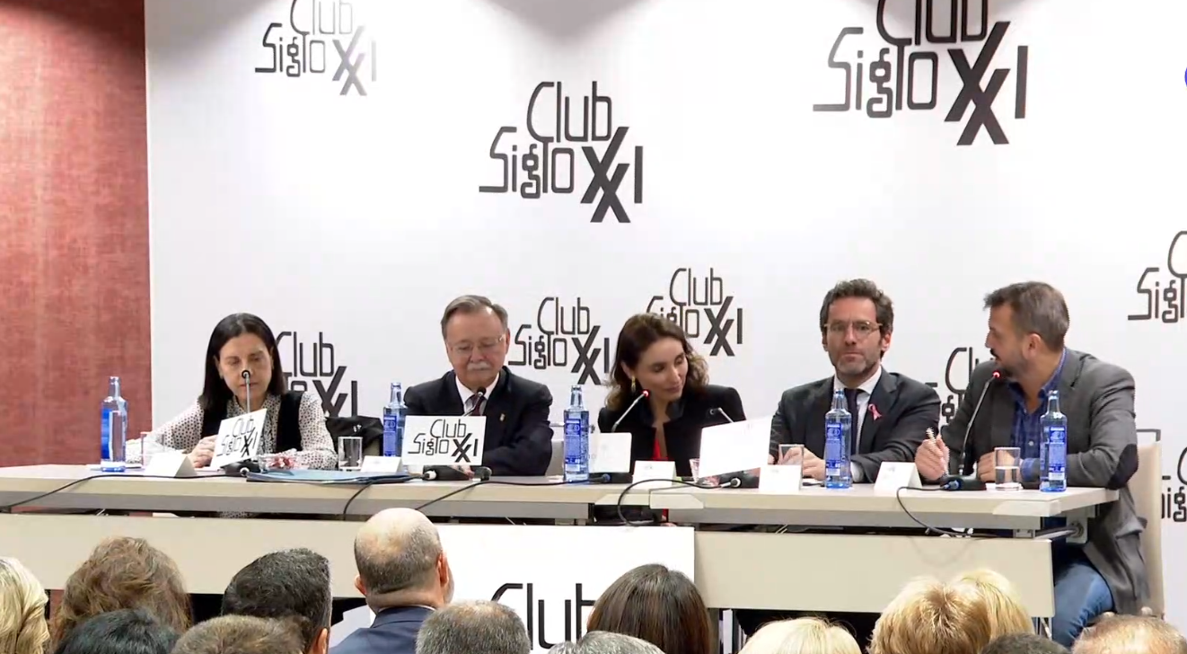 vivas-ponencia-club-siglo-xxi-1
