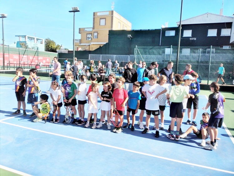 alta-participacion-iv-torneo-tenis-grupo-ecos-001