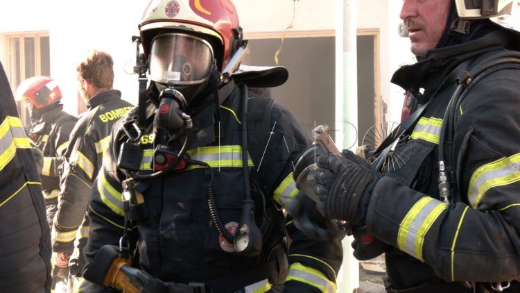 bomberos-practicas-vieja-carcel-rosales-10