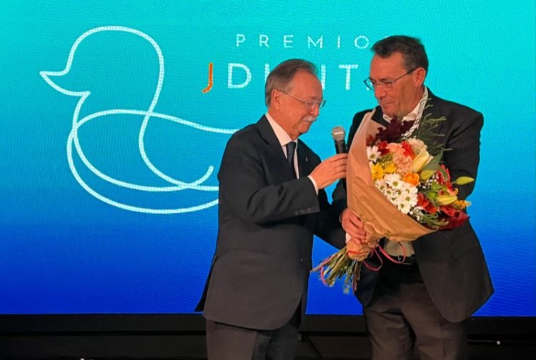 ciudad-premiada-labor-divulgacion-juego-linea-001