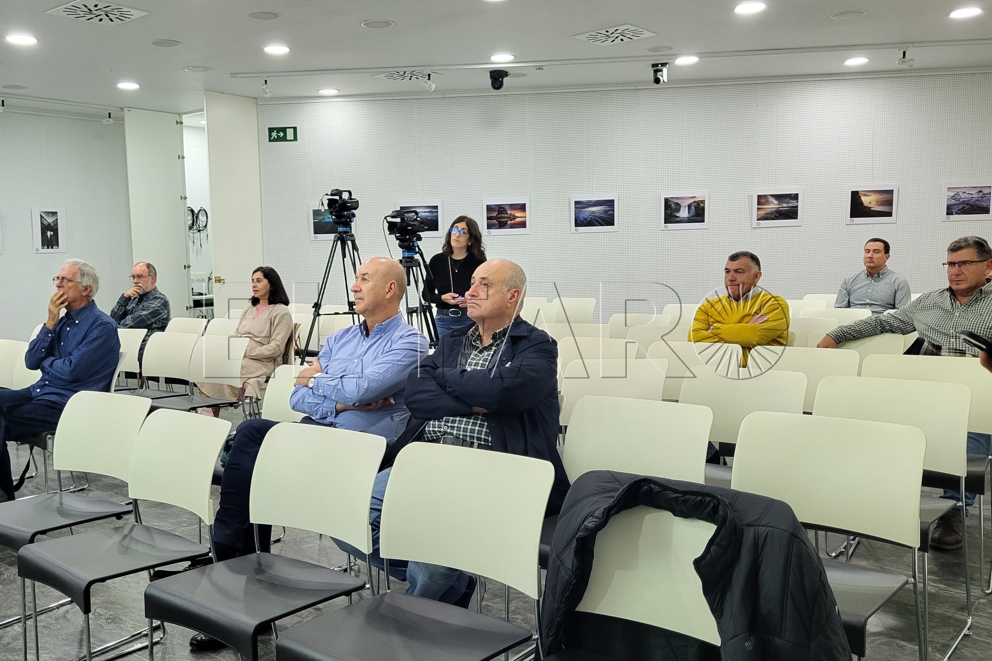 conferencia-jose-antonio-alarcon-biblioteca-3