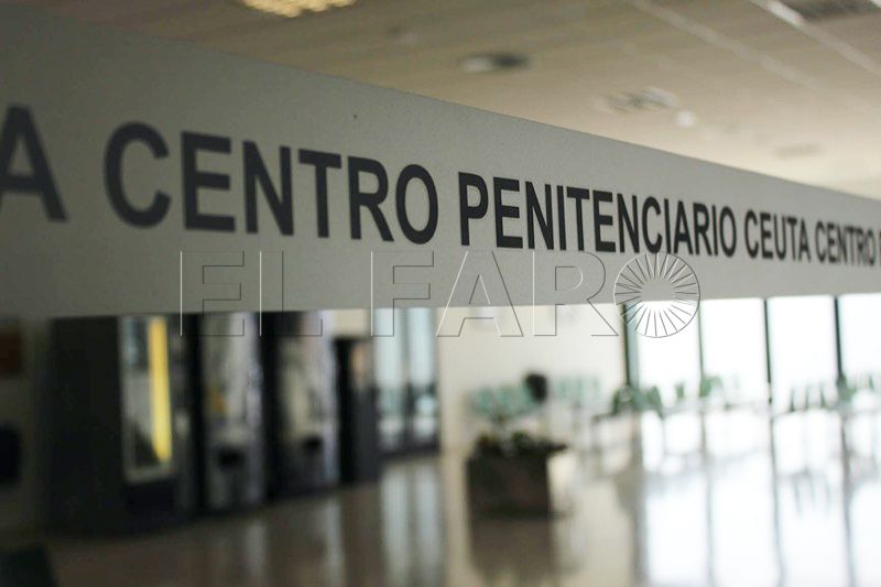 denuncian-tratos-favor-grandes-narcos-carcel-002
