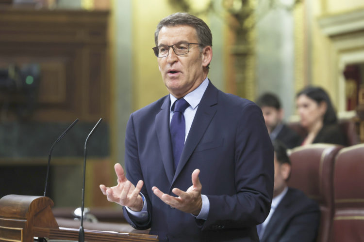 feijoo-debate-investidura-pedro-sanchez-1