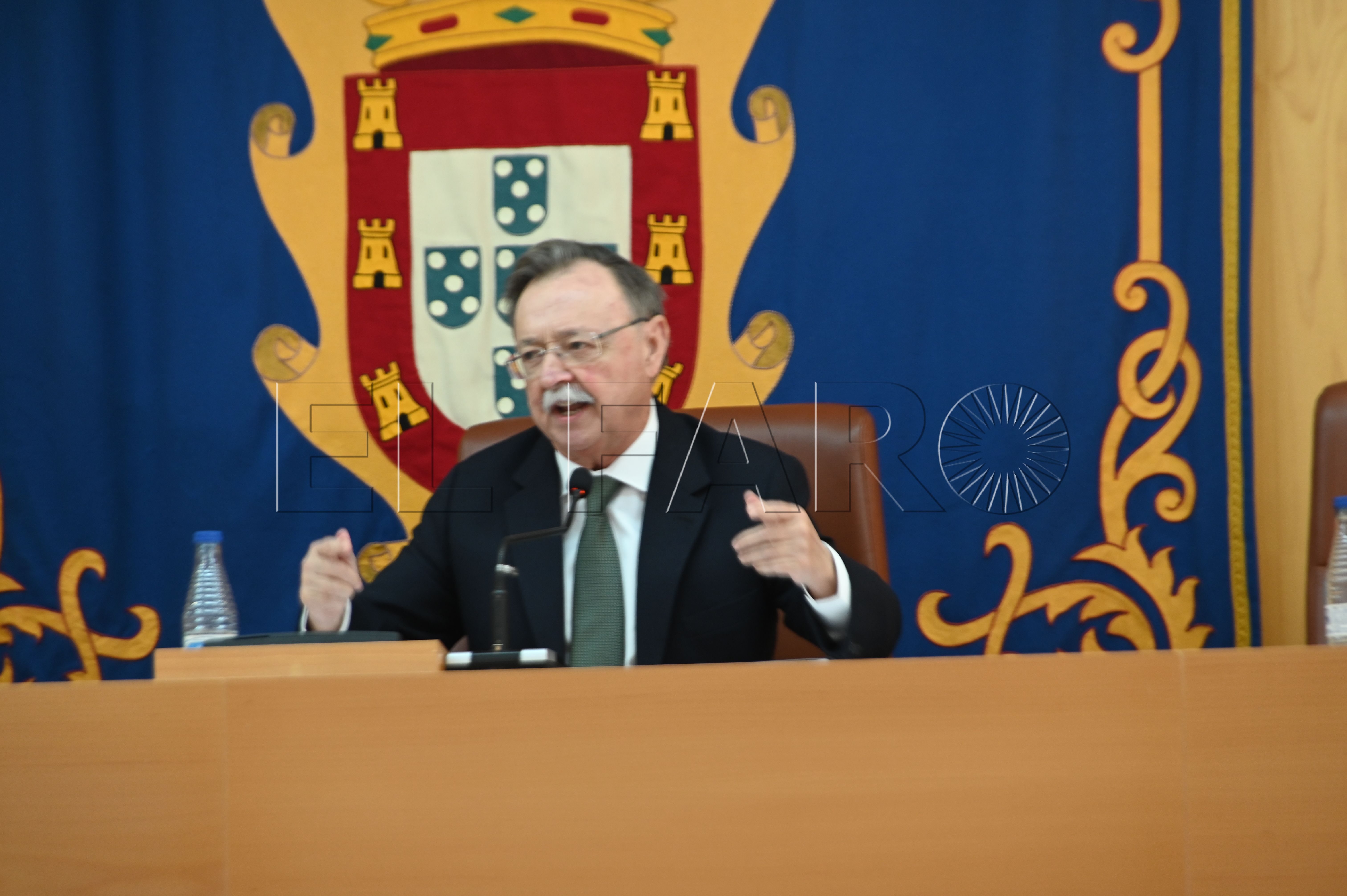 vivas-mohamed-mustafa-pleno-27-noviembre-2