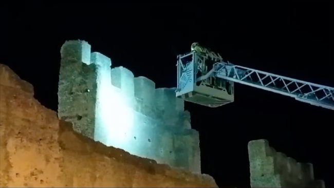 historia-rescate-icaro-gato-atrapado-murallas-merinies