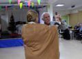 baile-merienda-centro-social-mayor-imserso-navidad-23