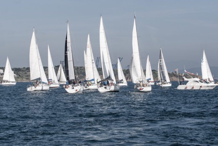 ceuta-emociona-se-impone-inicio-interclubs-estrecho-vela-002