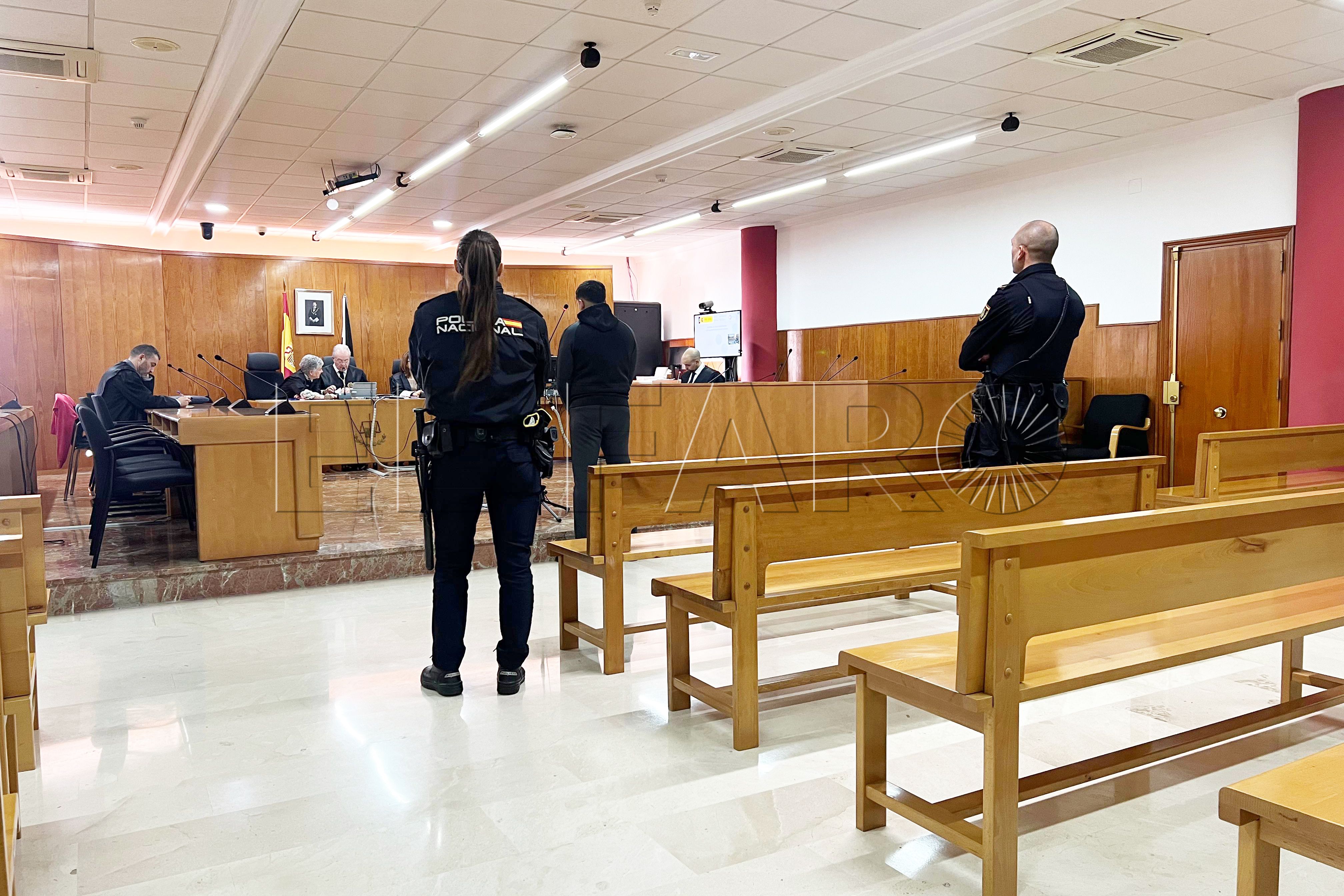 juicio-audiencia-pase-inmigrantes-hachis-phantom