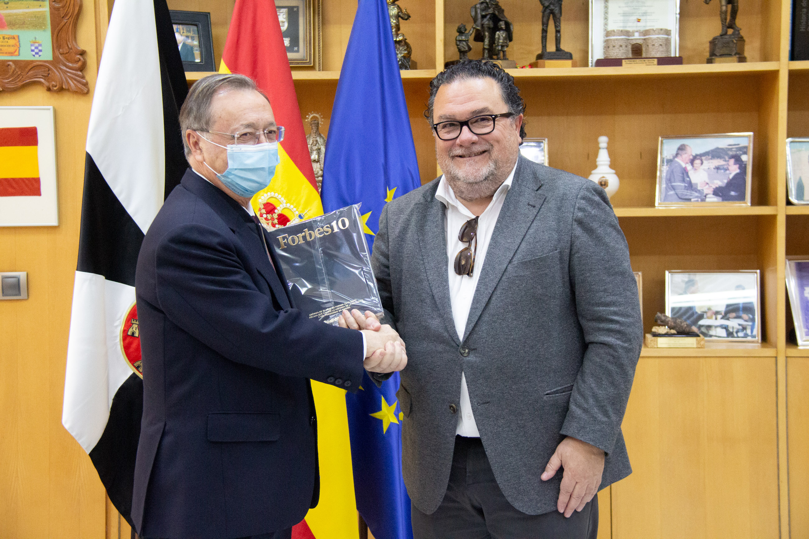 reunion-vivas-representantes-revista-forbes-3