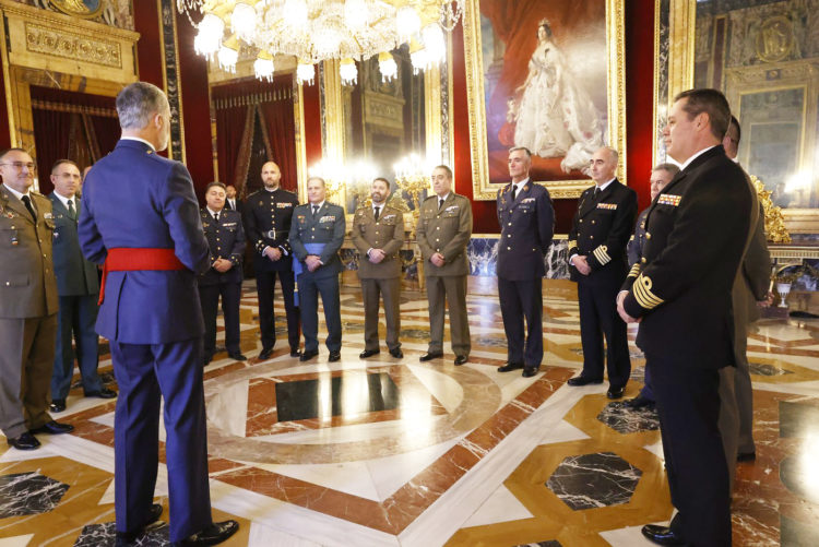 rey-audiencia-militares