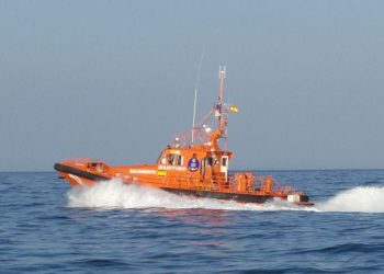 salvamento-maritimo-busqueda-embarcacion-budion-ceuties-desaparecidos-2