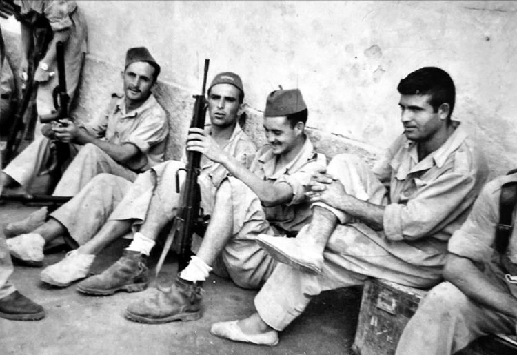 soldados-batallon-argel-tiradores-guerra-ifni