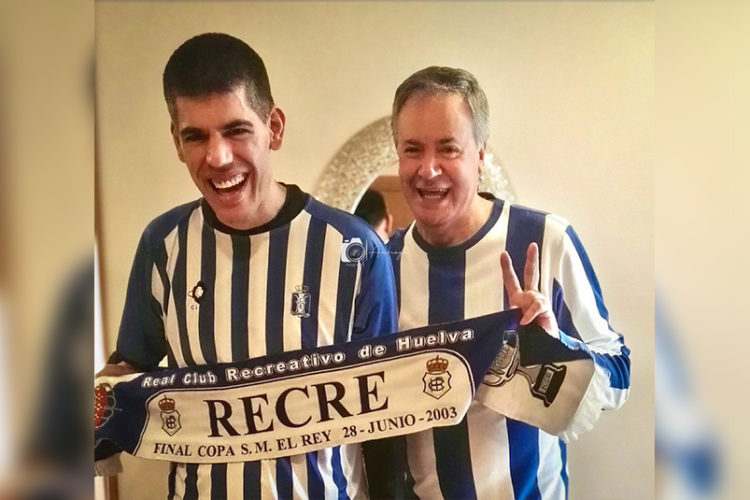 buscan-bufanda-recreativo-huelva