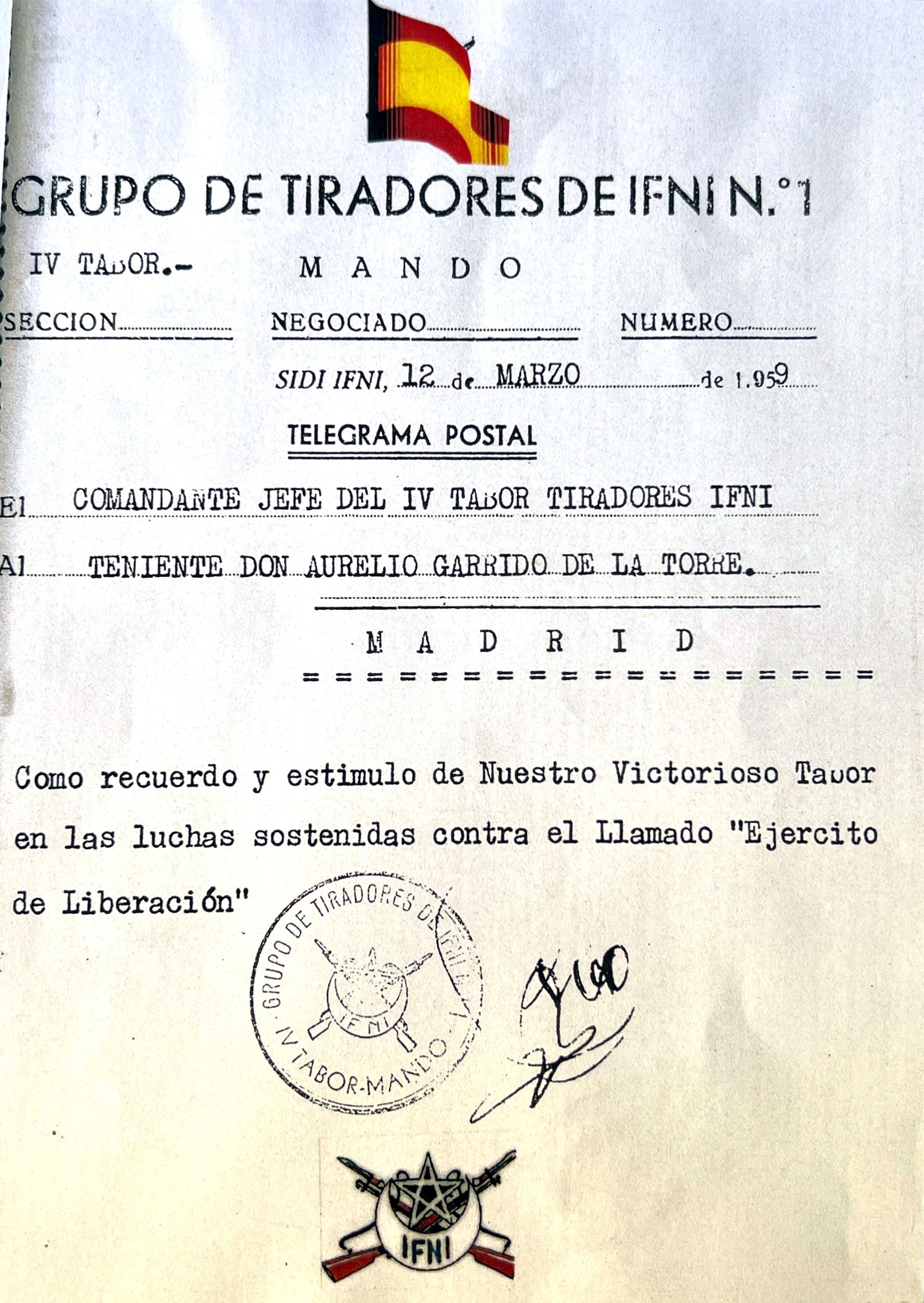 colaboracion-antonio-herrero-andreu-gesto-humano-ministra-margarita-robles-1