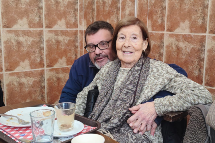 cumpleanos-madre-carlos-anton-torregrosa-canonazo