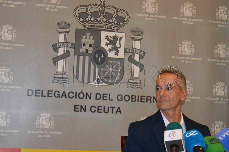 miguel-senor-reclamara-recursos-paliar-desventaja-educativa-ceuta-007