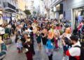 popi-convierten-centro-ceuta-autentica-verbena-carnaval-2024-013