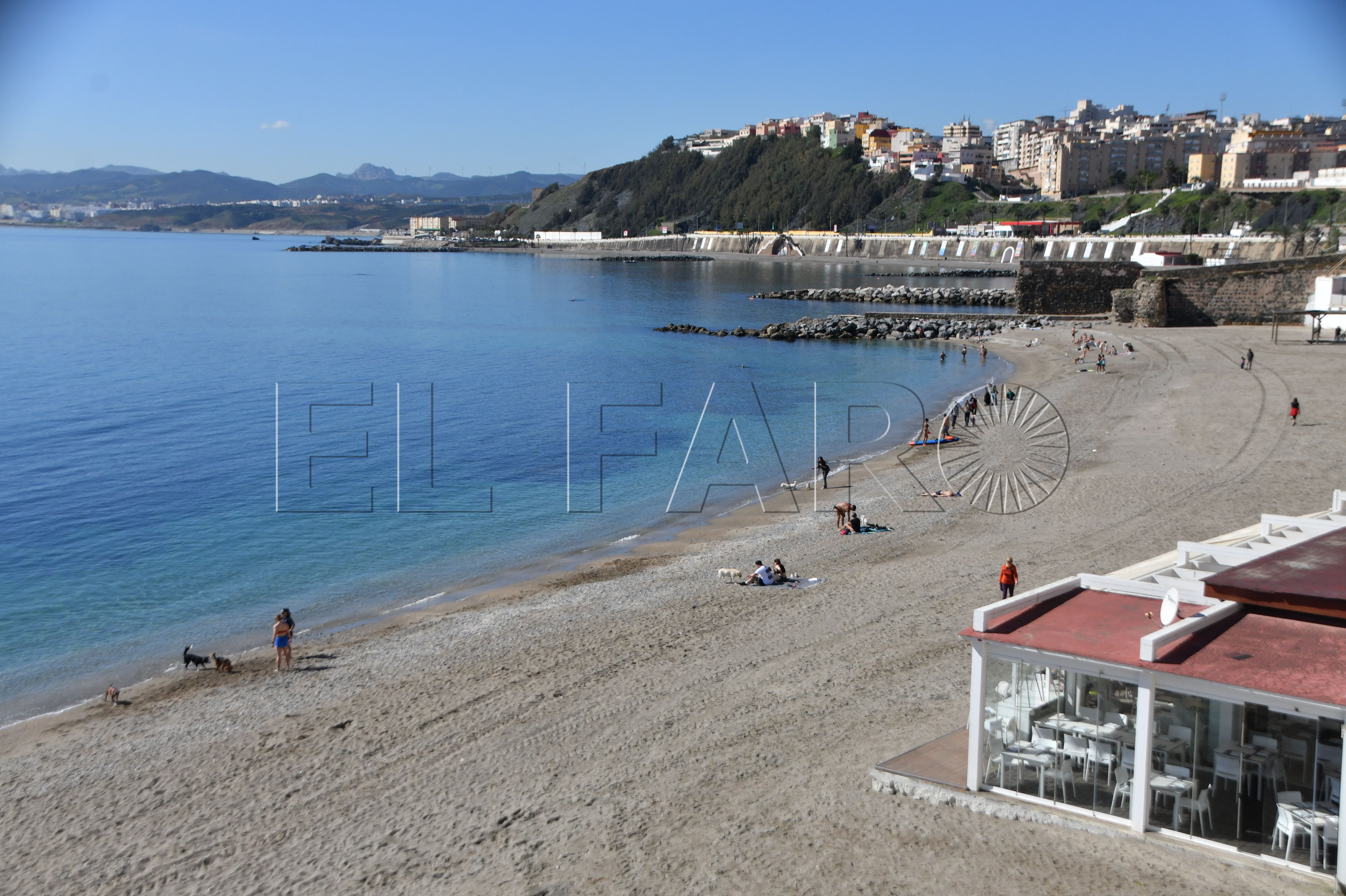 temperatura-alta-invierno-playa-ribera-4