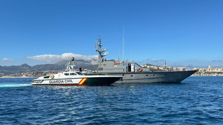 vigila-patrullero-isla-leon-aguas-ceuta-armada-005
