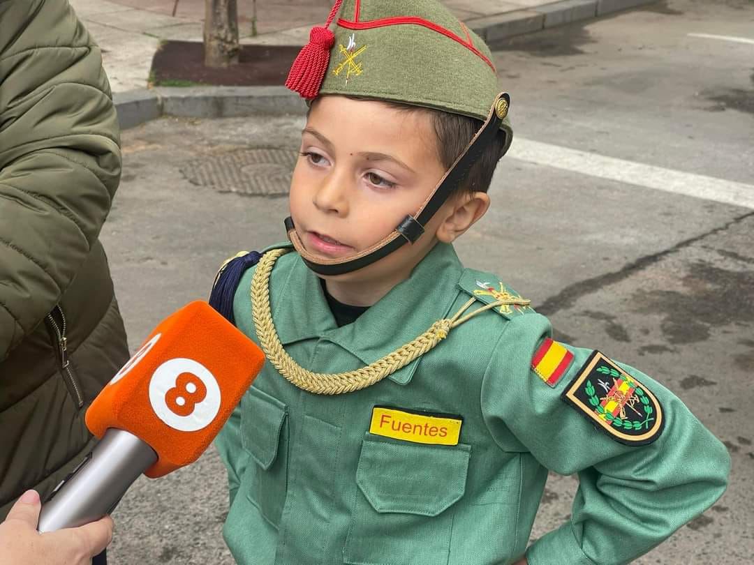 adan-fuentes-nino-legionario-desfile-lunes-santo-algeciras-1