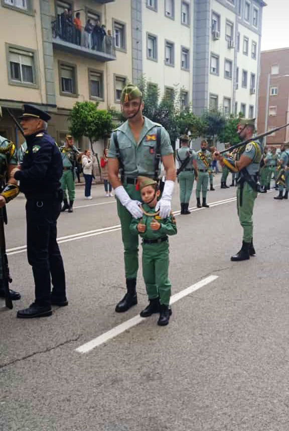 adan-fuentes-nino-legionario-desfile-lunes-santo-algeciras-3