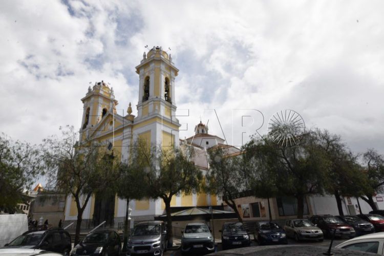 catedral-cerrara-puertas-obras-envergadura-003