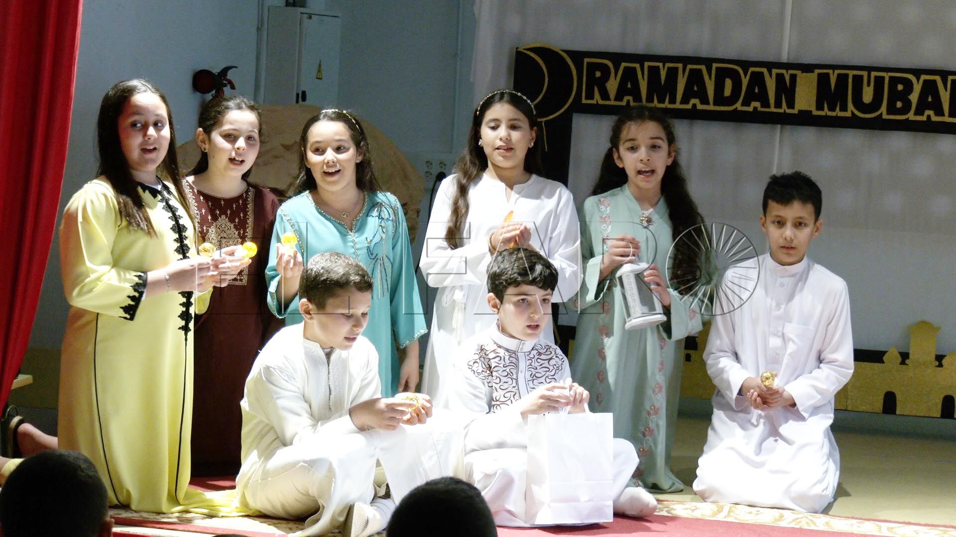 colegio-santa-amelia-ensena-ramadan-teatro