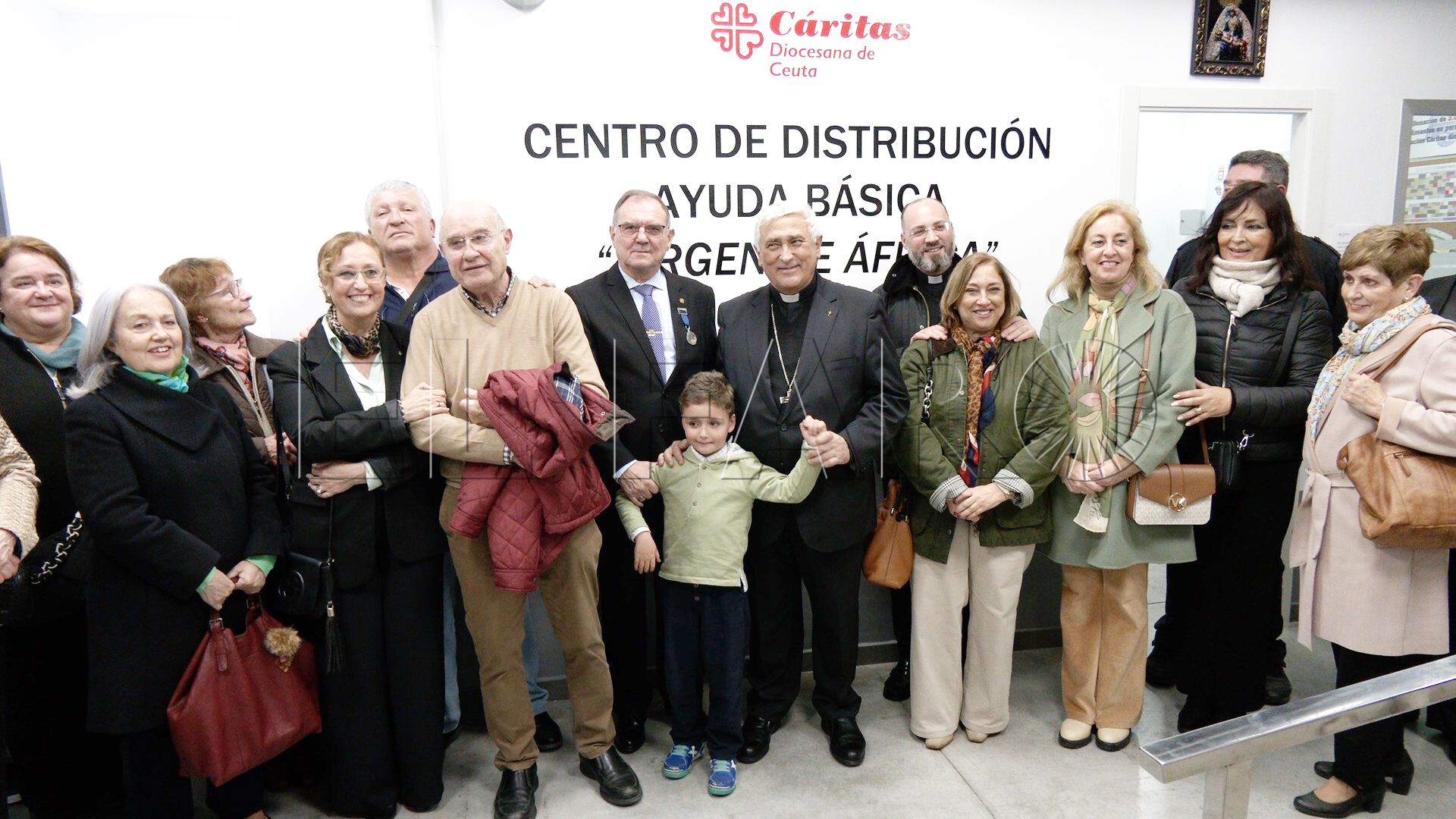 manuel-gestal-director-caritas-recibe-medalla-pro-ecclesia-gadicense-septense