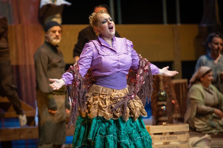margarita-marban-soprano-opera-marina-1