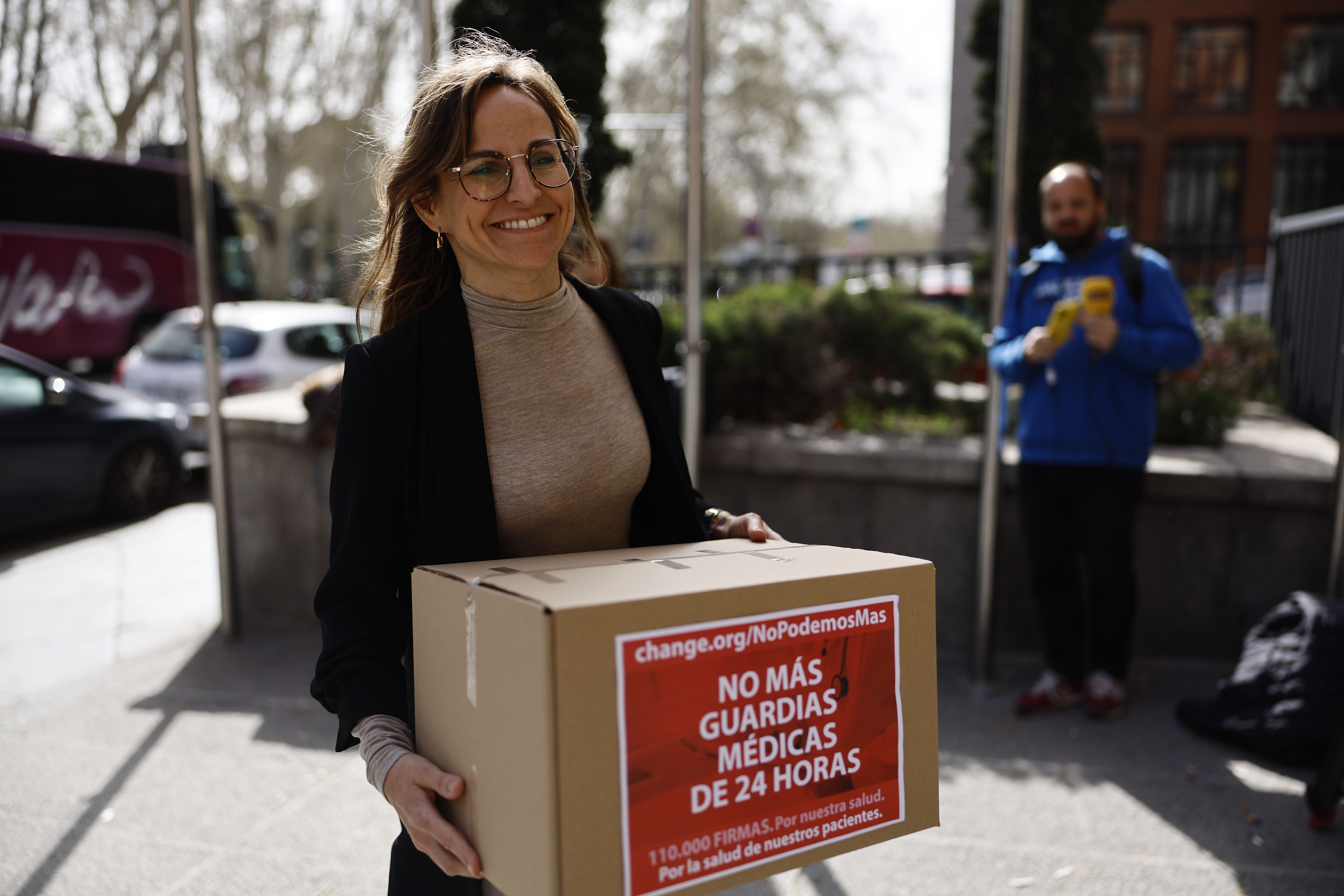 medico-tamara-contreras-recogida-firmas-guardias-medicas