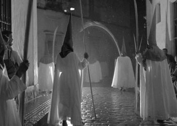 nazarenos-lluvia