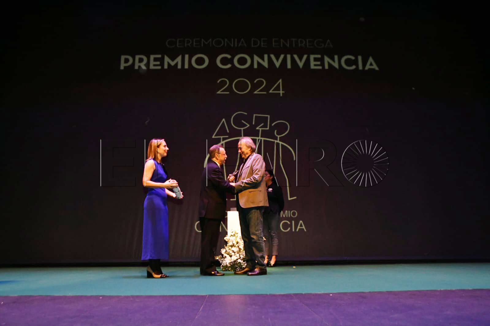 premio-convivencia-joan-manuel-serrat-35
