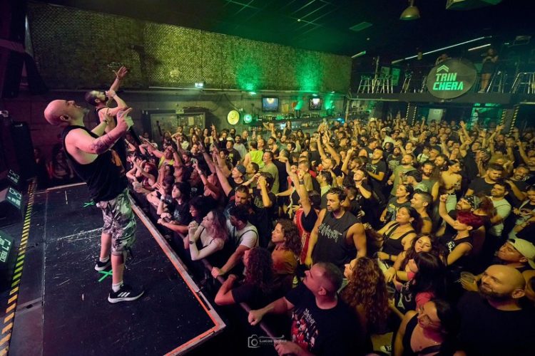 roots-nu-metal-experience-directo-frenetico-repertorio-006
