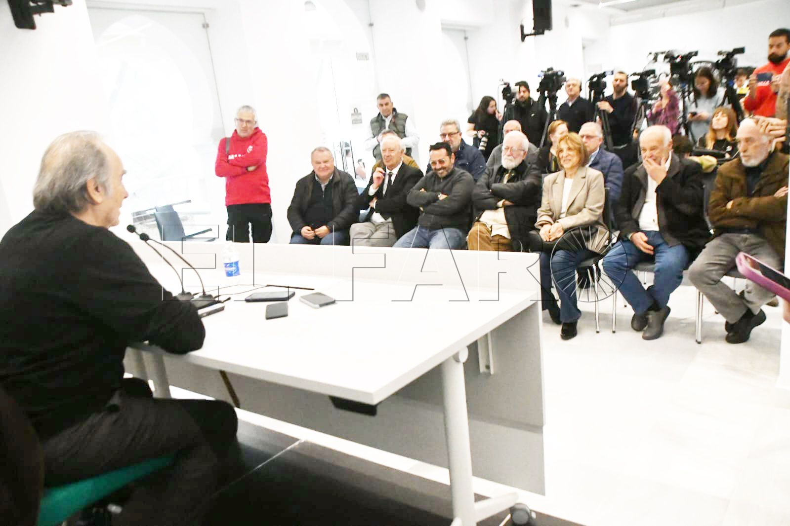 serrat-rueda-prensa-estacion-ferrocarril