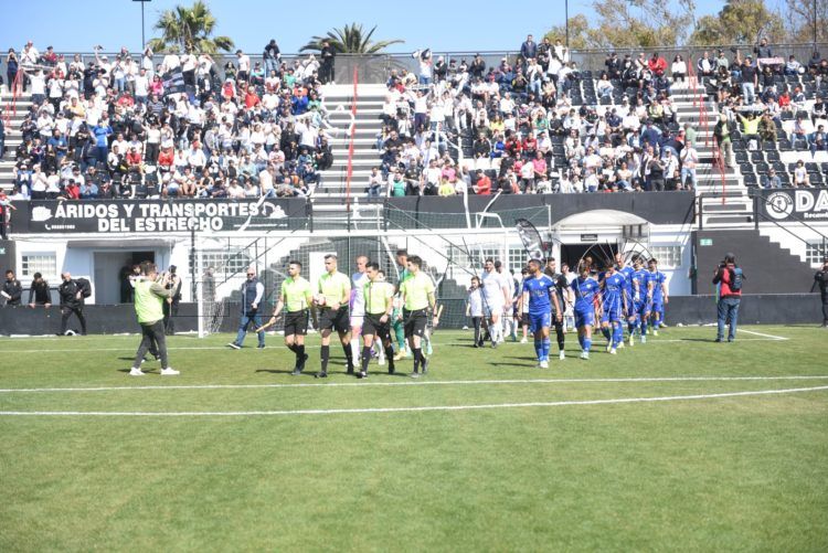 ad-ceuta-partido-linares-estadio-alfonso-murube-3