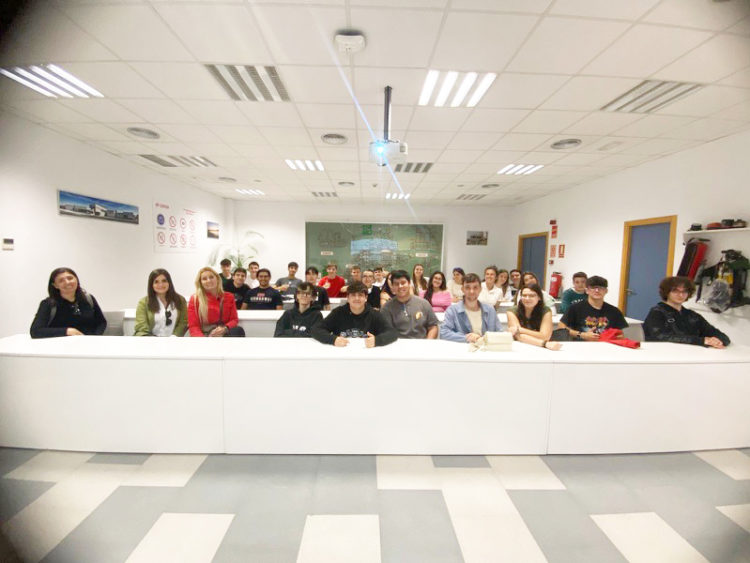 alumnos-siete-colinas-refineria-gibraltar-san-roque-cepsa-002