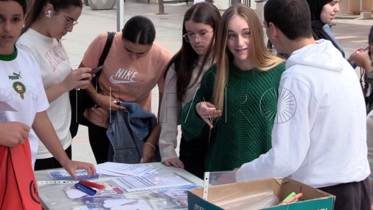 ceuta-celebra-dia-europeo-stand-actividades-aire-libre-002