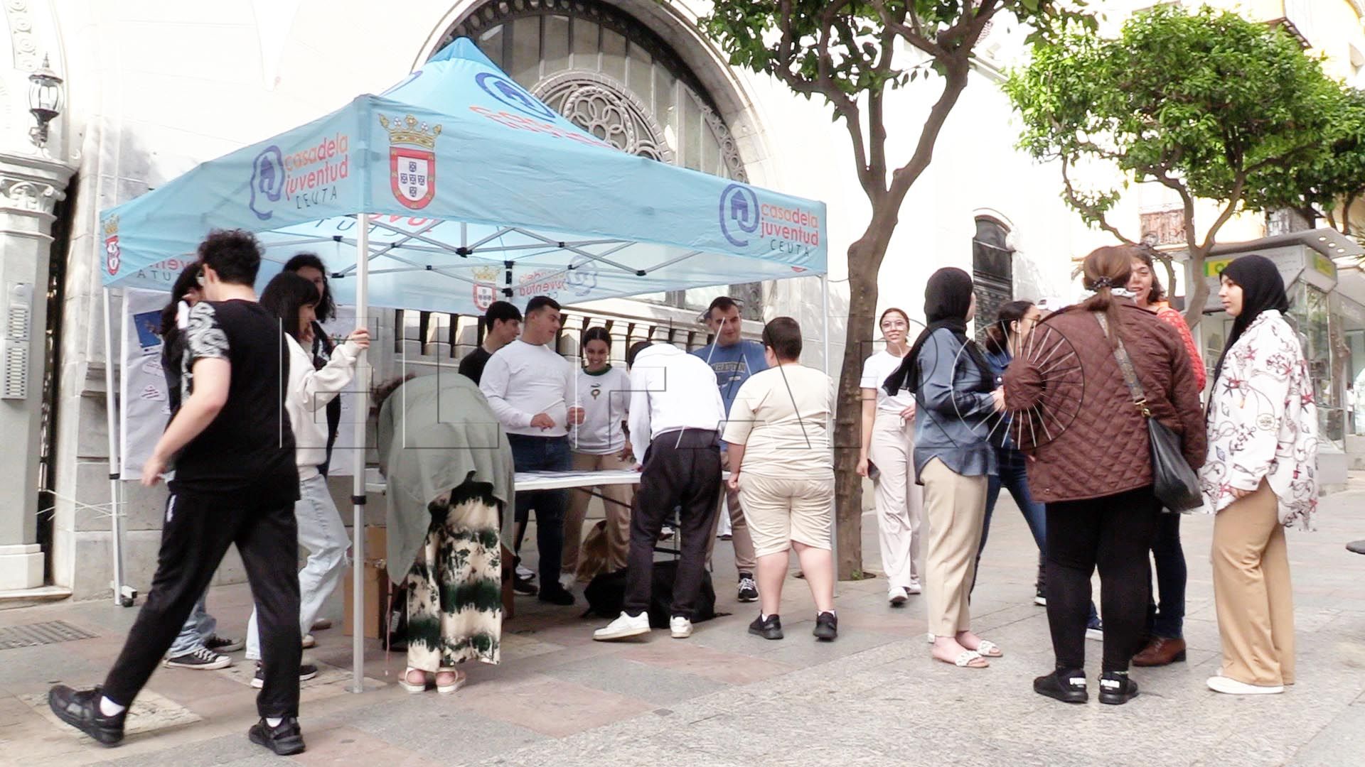 ceuta-celebra-dia-europeo-stand-actividades-aire-libre