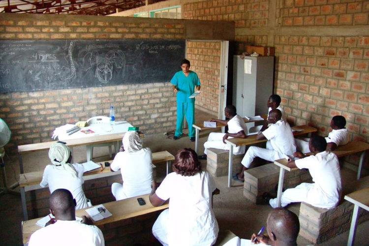doctor-francisco-garcia-lanzas-congo-2