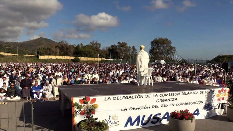 fotos-multitudinaria-musal-la-loma-margarita-fin-ramadan-055
