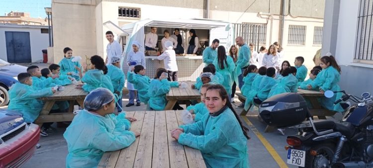 lope-vega-almina-jornada-culinaria-salud-food-truck-001