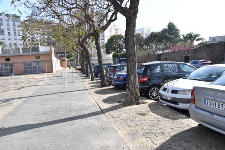 puntos-recarga-vehiculos-electricos-marina-001
