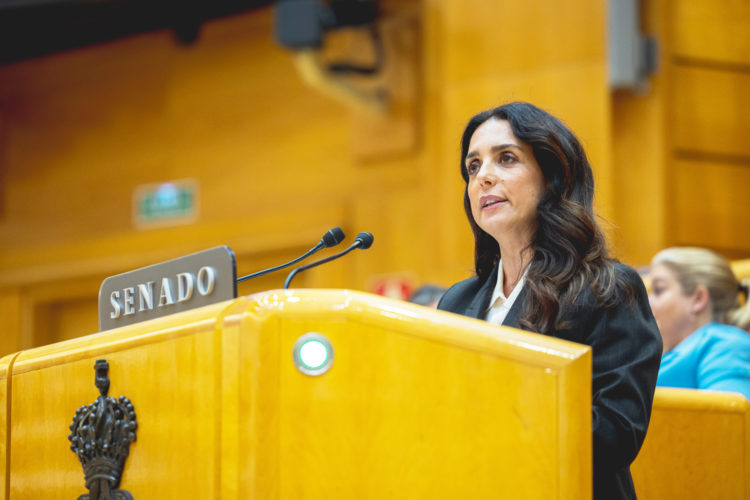 senadora-vox-andalucia-paloma-gomez