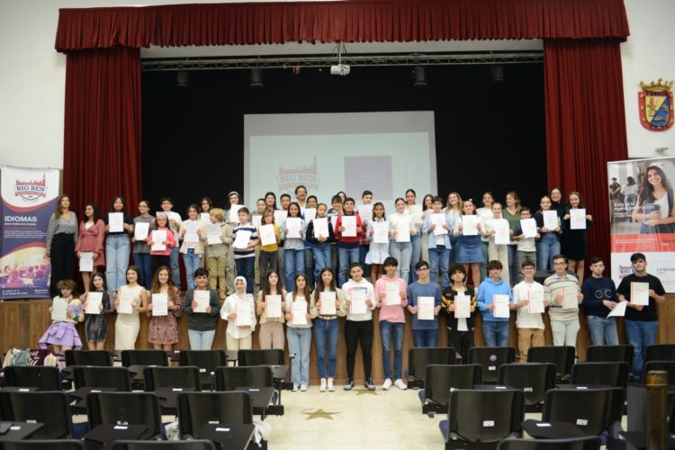 alumnos-artfactory-big-ben-institute-reciben-titulos-ingles-2