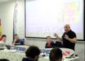 biblioteca-encuentro-imagen-submarina-buceo-burbujas-4