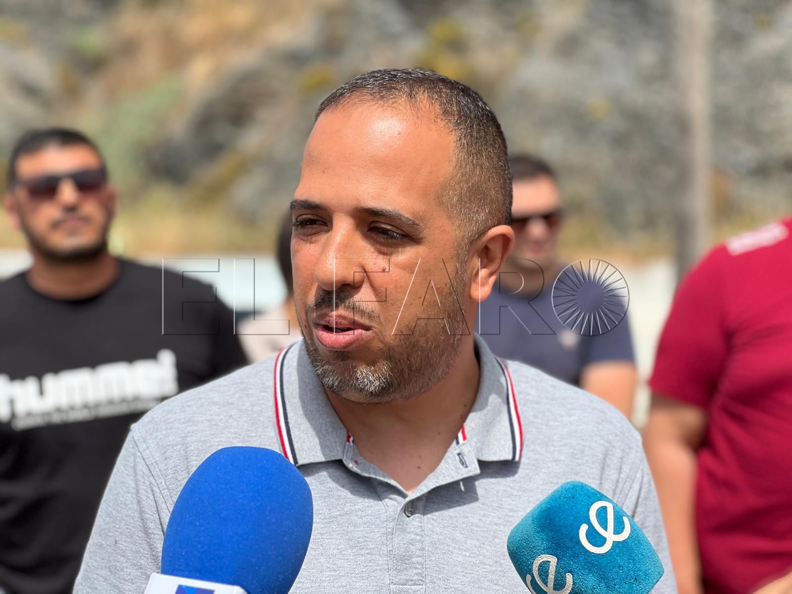 concentracion-taxis-solidaridad-apoyo-taxista-atracado-3